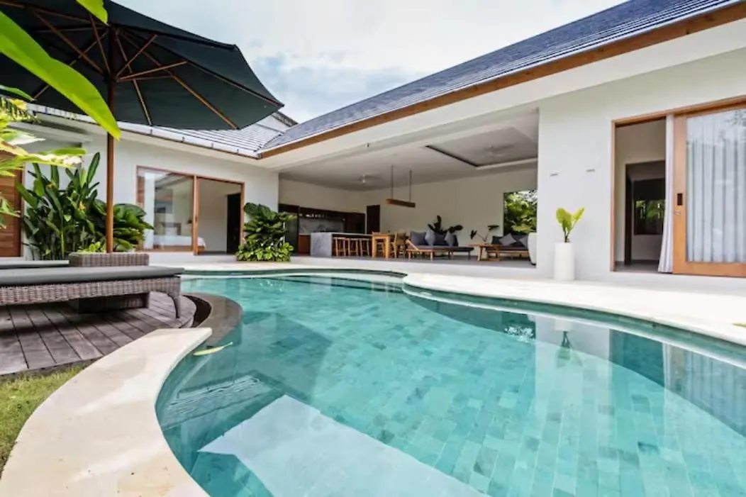 Bluemoon Villas Bingin 울루와뚜