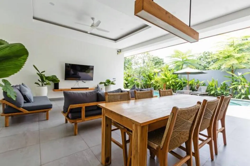 Bluemoon Villas Bingin 울루와뚜
