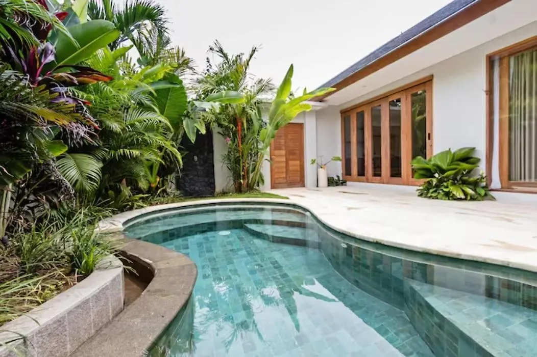 Bluemoon Villas Bingin 울루와뚜