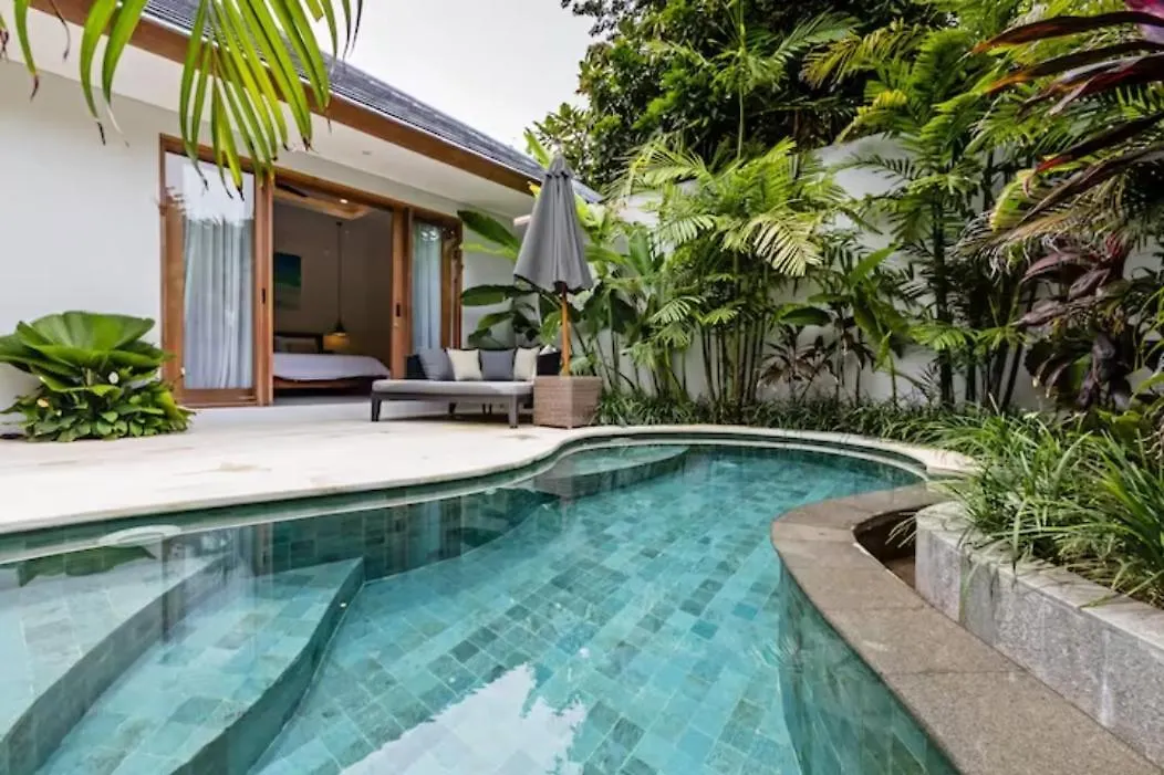 Bluemoon Villas Bingin 울루와뚜